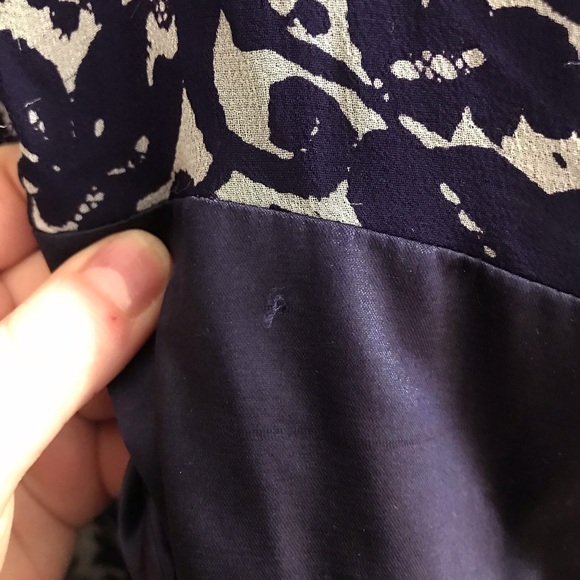 100% silk Diane von Furstenberg wrap dress - Picture 5 of 6